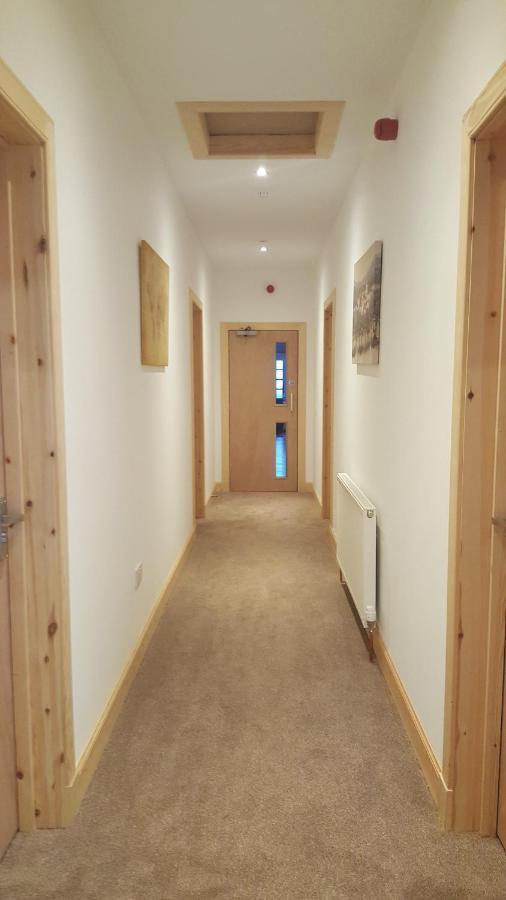 Helmsdale Lodge Hostel - All Rooms En-Suite Exteriör bild
